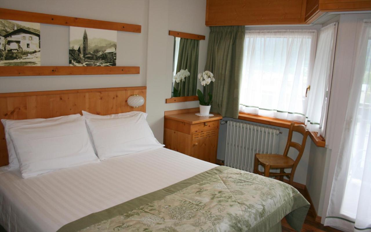 Hotel Larice Bianco Бормио Экстерьер фото